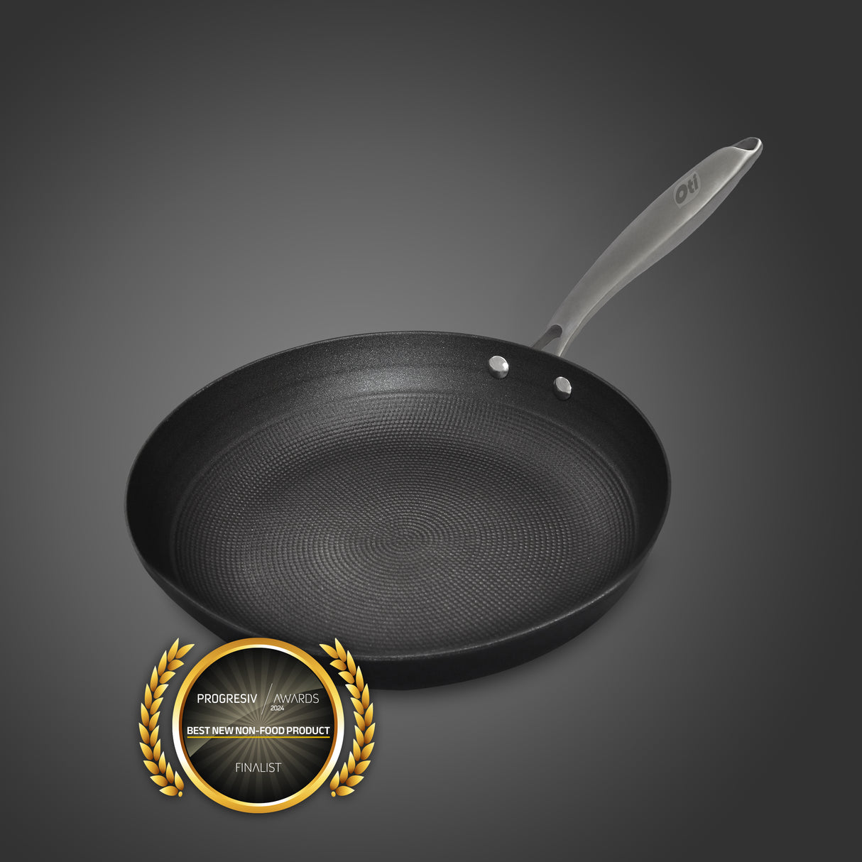 Lightweight honeycomb cast iron frying pan