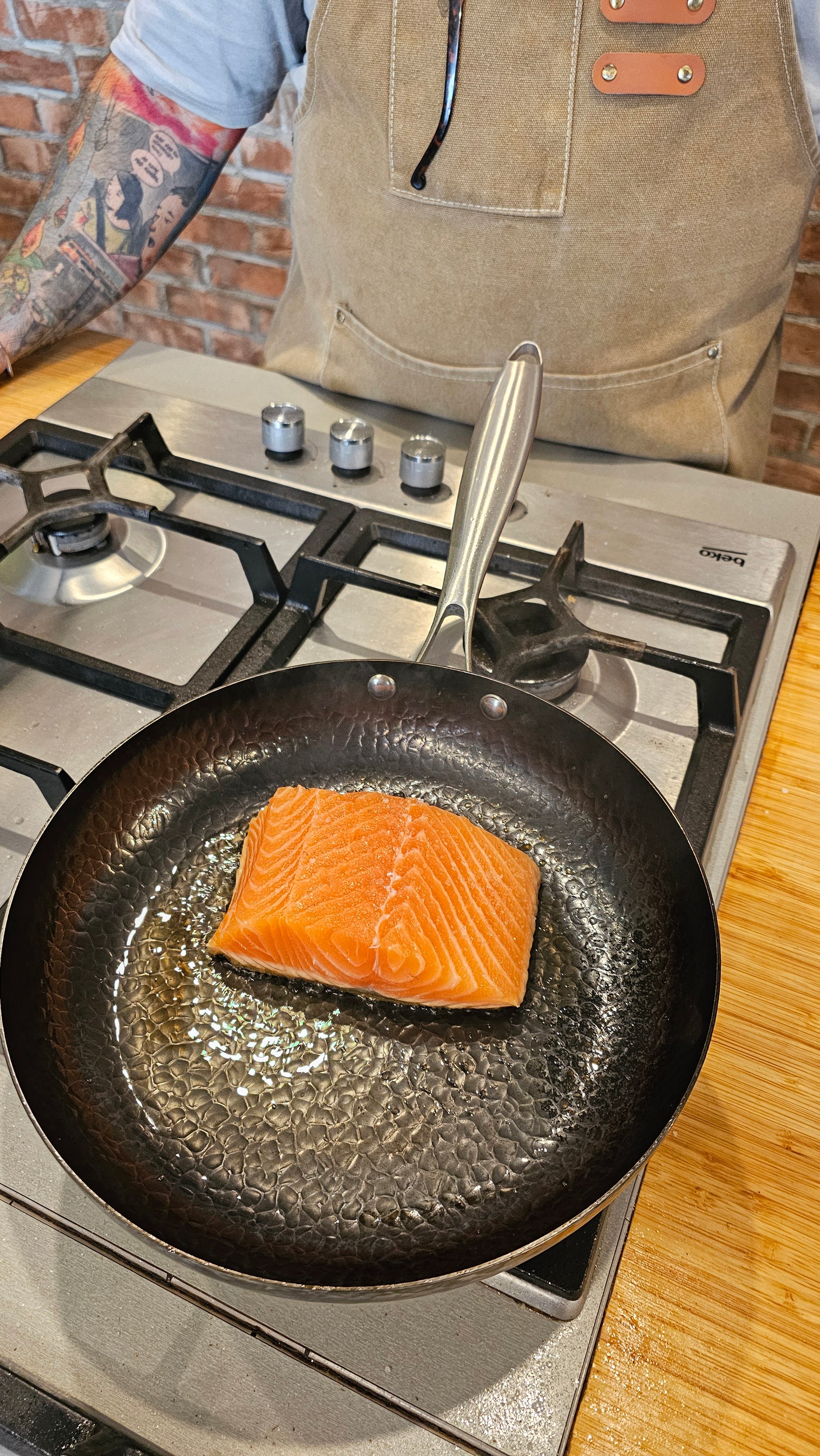 Prezentare tigaie Carbon steel | OTISHOP.RO