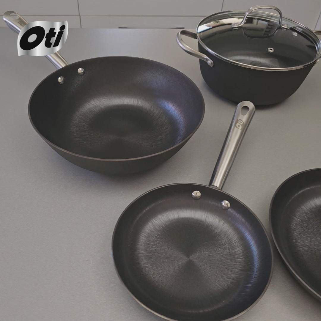 Oti pure lightweight cast iron frying pan